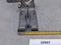 20907, Uchwyt lusterka autobusowego VOLVO - aluminium - wymiary 10 x 6 cm, odprysk na odlewie (2).jpg