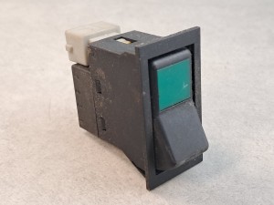 Klawisz, przycisk, włącznik świateł autobusu, HLF numer 443 851 443 820, 2 PINy, oświetlenie wewnętrzne autobusu 
