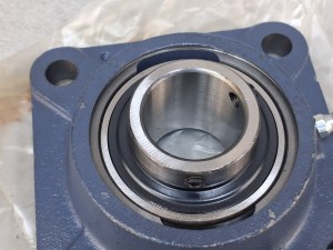 Zespół łożyskowy FY 30 TF, łożysko FY 506 M, SKF LK5 - VOLVO - yar 206-2f