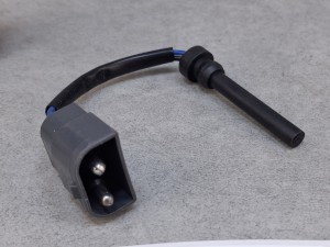 Czujnik poziomu płynu chłodzącego VOLVO 21399626, DT 2.15012, DT 798201209 - NOWY