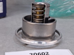 Termostat VOLVO nr 21705453, FEBI 0491 1831 - NOWY -  