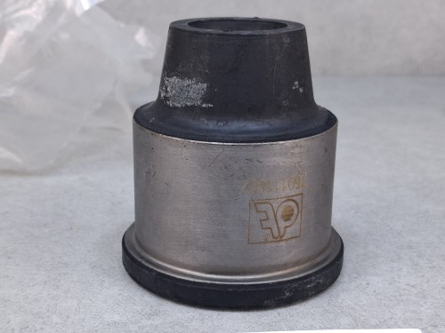 08441, Tuleja łożyska VOLVO nr 3111274, DT nr 2.61059, wymiary 35 x 69 x 72 mm - nr DT 750111602   (6).jpg