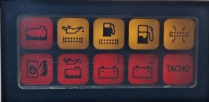 Wyświetlacz IRISBUS AXER, kontrolki ostrzegawcze pulpitu, 10 kontrolek, paliwo, ładowanie (1)