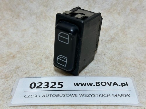 02325, Przycisk, klawisz otwierania - zamykania szyby kierowcy autobusu MAN A20, nr 611 540 00 66 (3).jpg