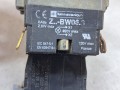 21363, Przycisk otwierania, zamykania drzwi autobusu, z symbolem 1, ZB2-BE1013, Telemecanique, Z.BW06.3  (5).jpg