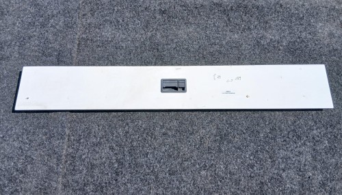06821a, Klapa bagażowa SCANIA IRIZAR od schowka na narty, bagażnik nad kołem,  długość 189 x 29 cm wysokości (4).jpeg