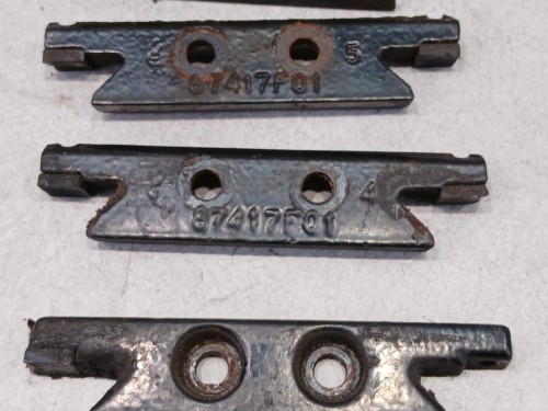 11884, Rygiel drzwi autobusowych, długość 120  mm,  90 mm, szerokość 27 mm, typ 87417F01 (1).jpeg