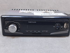 Radio, odtwarzacz MP3, zasilanie 12V, sprawne 100%, sprawdzone, okablowanie w zestawie