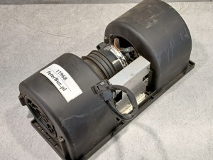 Nadmuchy SPAL 006-B40/VLL/IE-22, 24 V, BOVA Futura wraz ze sterownikiem SPAL 