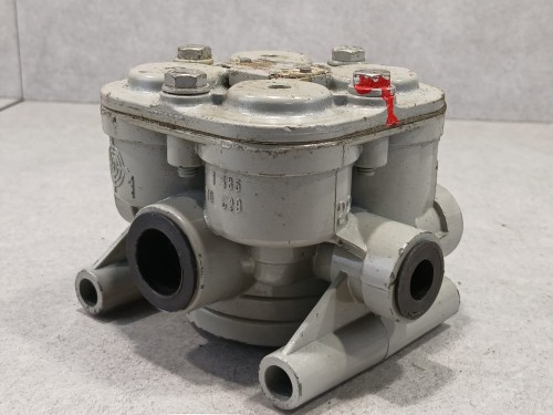 11978, Zawór 4-obwodowy BOSCH 0 481 062 310, oryginał nr 0481062310  (9).jpeg