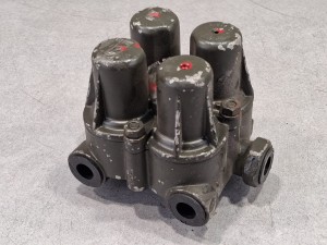 KNORR-BREMSE AE4405, nr I 89408, zawór 4-obwodowy pneumatyczny