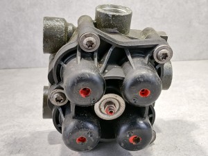 Zawór 4-obwodowy DGS RC72322