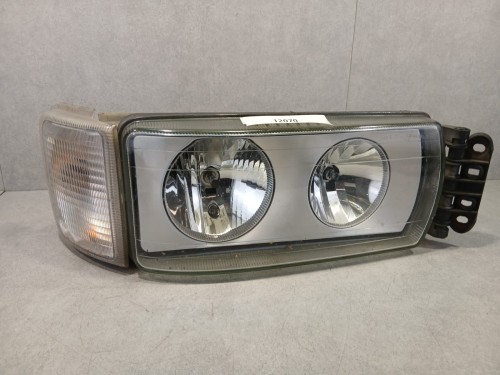 12070, Lampa, reflektor prawy przód IRISBUS Crossway EURO 4, oryginał VALEO 504047579, 04 HCR 0088, z kierunkowskazem, 2008 rok (10).jpeg