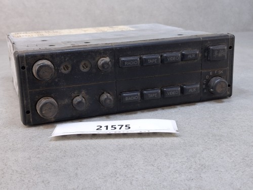 21575, Wzmacniacz autobusowy  BLAUPUNKT BCA 08 TA, nr 7 607 803 010, panel sterownia RADIO, kaseta, AUX, video - 100% sprawny -  GWARANCJA, nr 7607803010 (3).jpg