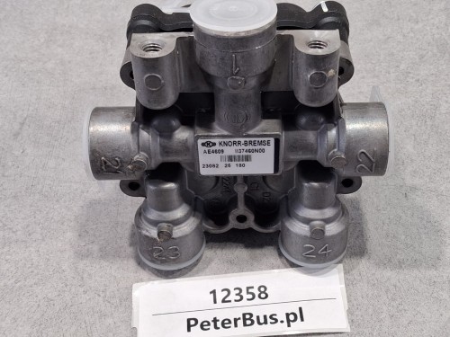 12358, KNORR-BREMSE AE4609, nr 1137460N00, wieloobwodowy zawór zabepieczający (1).jpeg