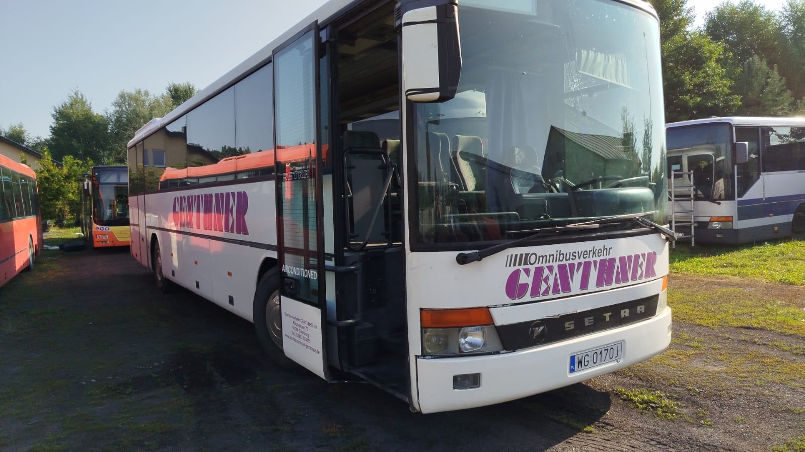 Setra z 1995 roku trafiła do Peterbus – autobus zostanie przygotowany na eksport do Afryki