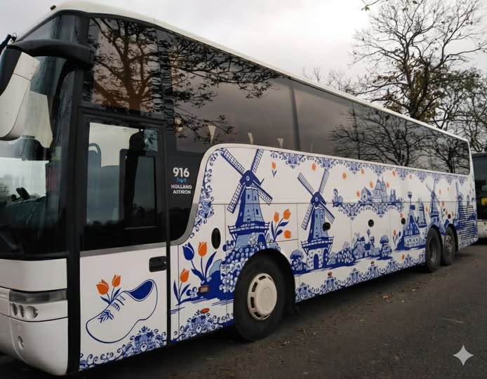 Niebawem w Polsce VAN HOOL T916 ASTRON, na sprzedaż